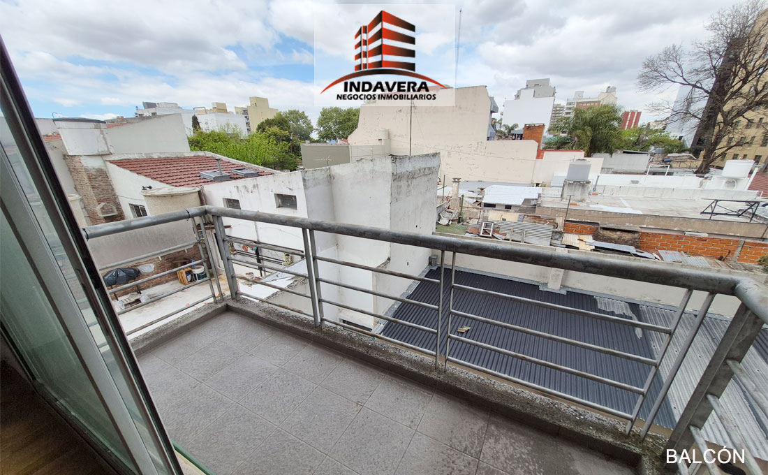 OPORTUNIDAD – 2 ambientes al contrafrente con Balcón – 46m2 Totales – Caseros Centro image 2