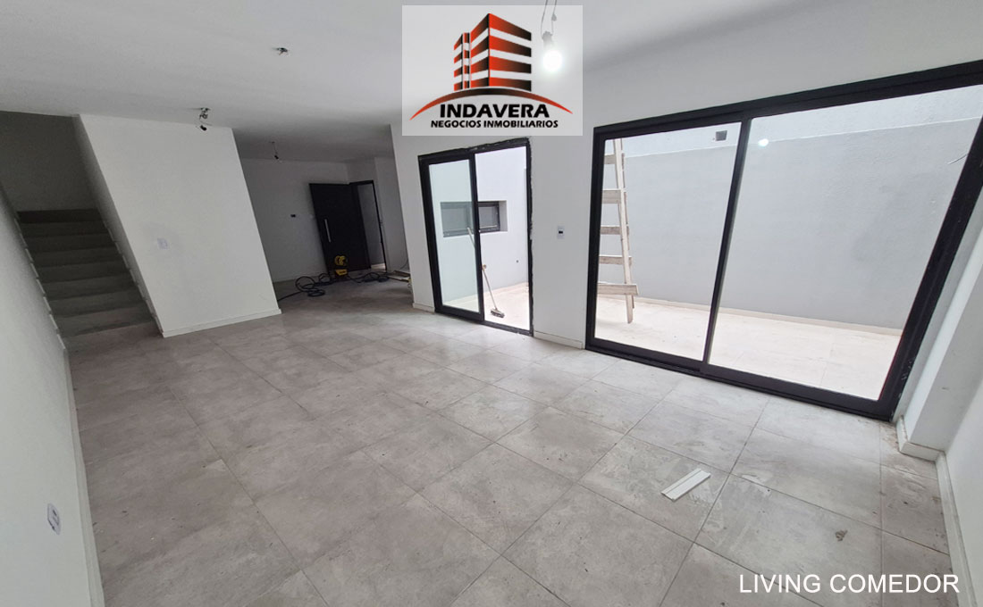 A ESTRENAR: TRIPLEX 118m2 Tot. 2 Dorm con patio, Playroom y Terraza – Villa Bosch image 2