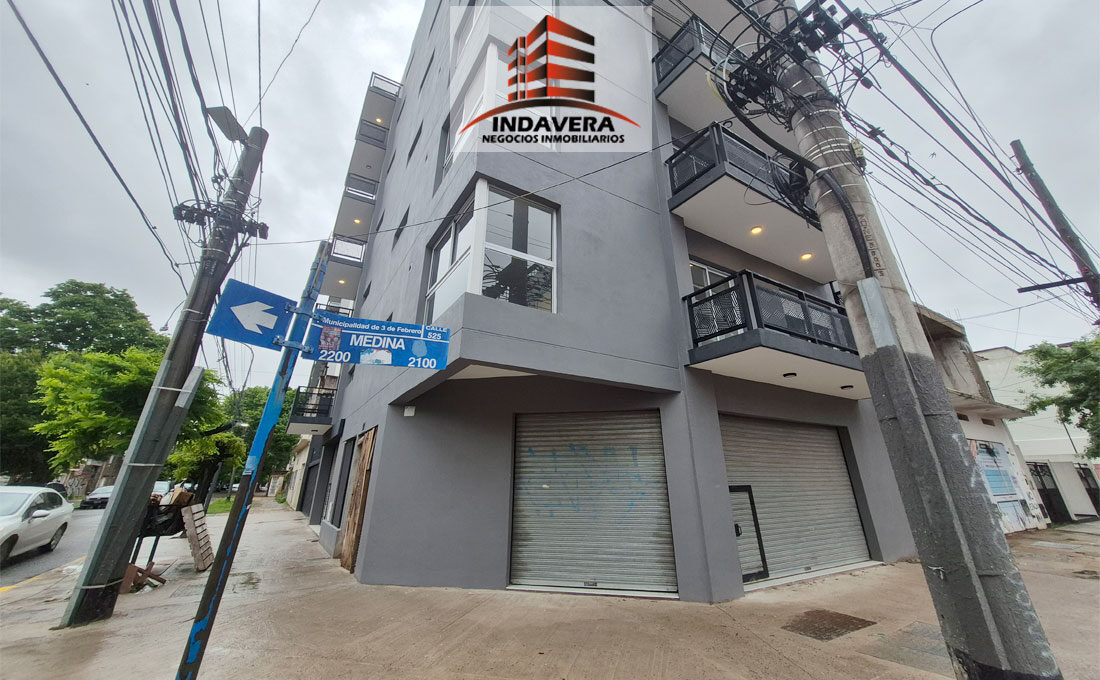 Amplia Cochera de 20 m² – Acceso Directo a La Calle – Caseros Centro image 4