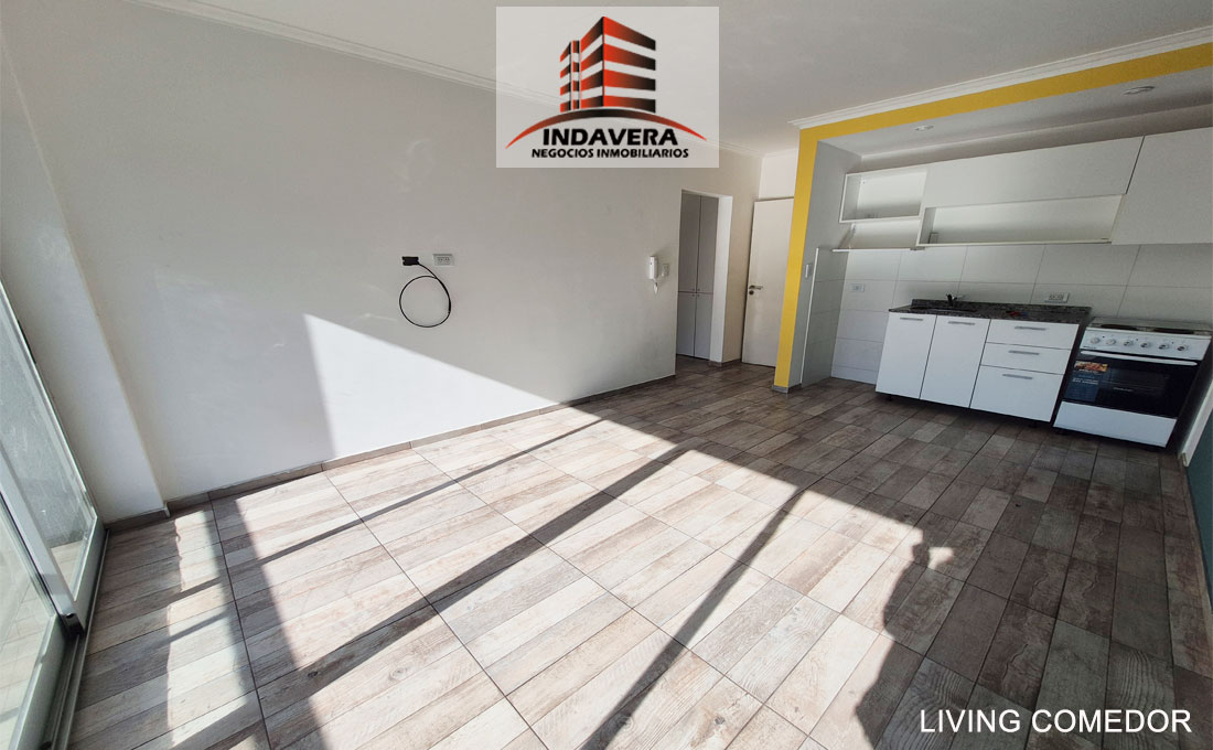 Excelente 2 AMB – 45 m2 Totales. CASEROS CENTRO image 1