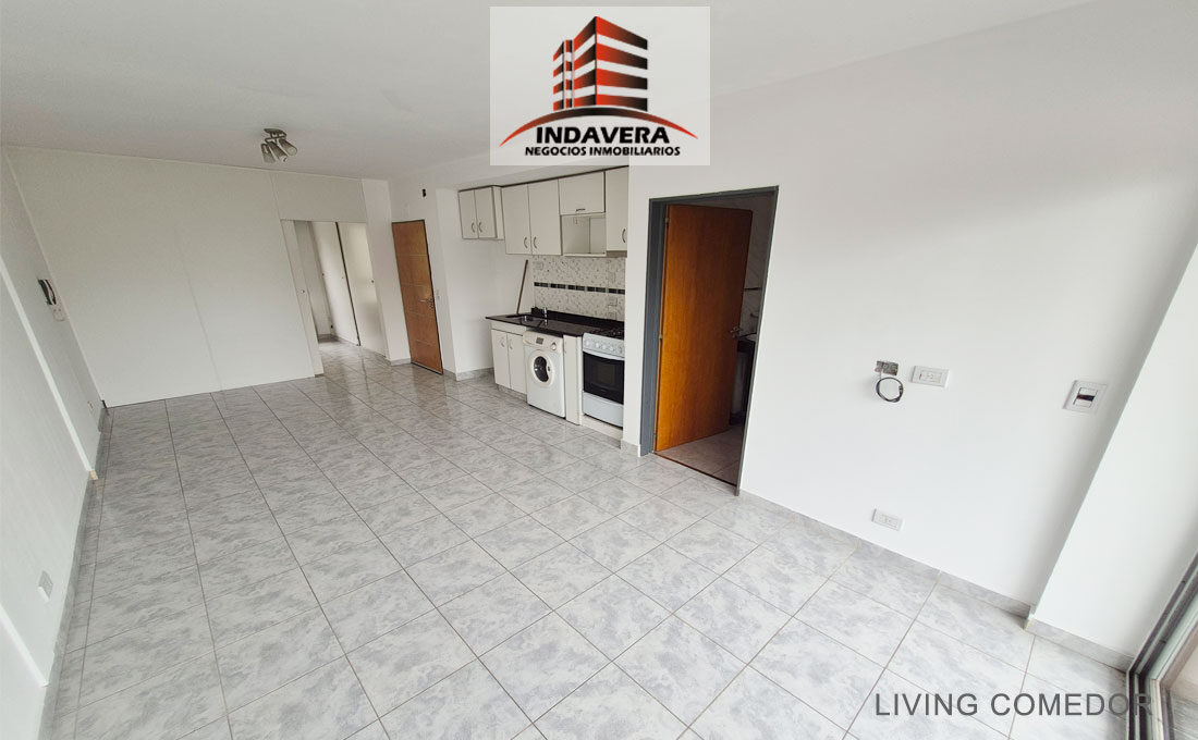 ** OPORTUNIDAD * 2 AMB CON COCHERA – BALCÓN – IMPECABLE – CASEROS CENTRO image 5