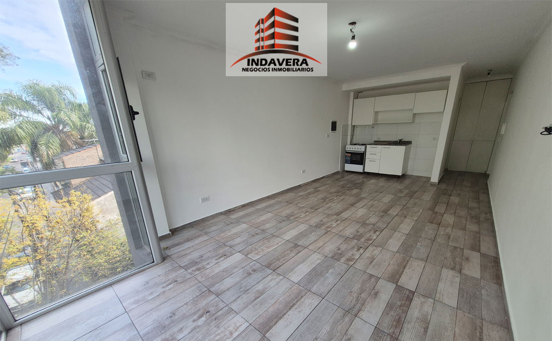 Hermoso Monoambiente de 30m2 – Terraza con Parrillas – Caseros Centro image 1